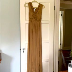 Comfortable, elegant sundress. Slightly worn